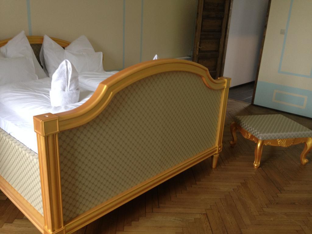 Egervari Varkastely Phòng bức ảnh